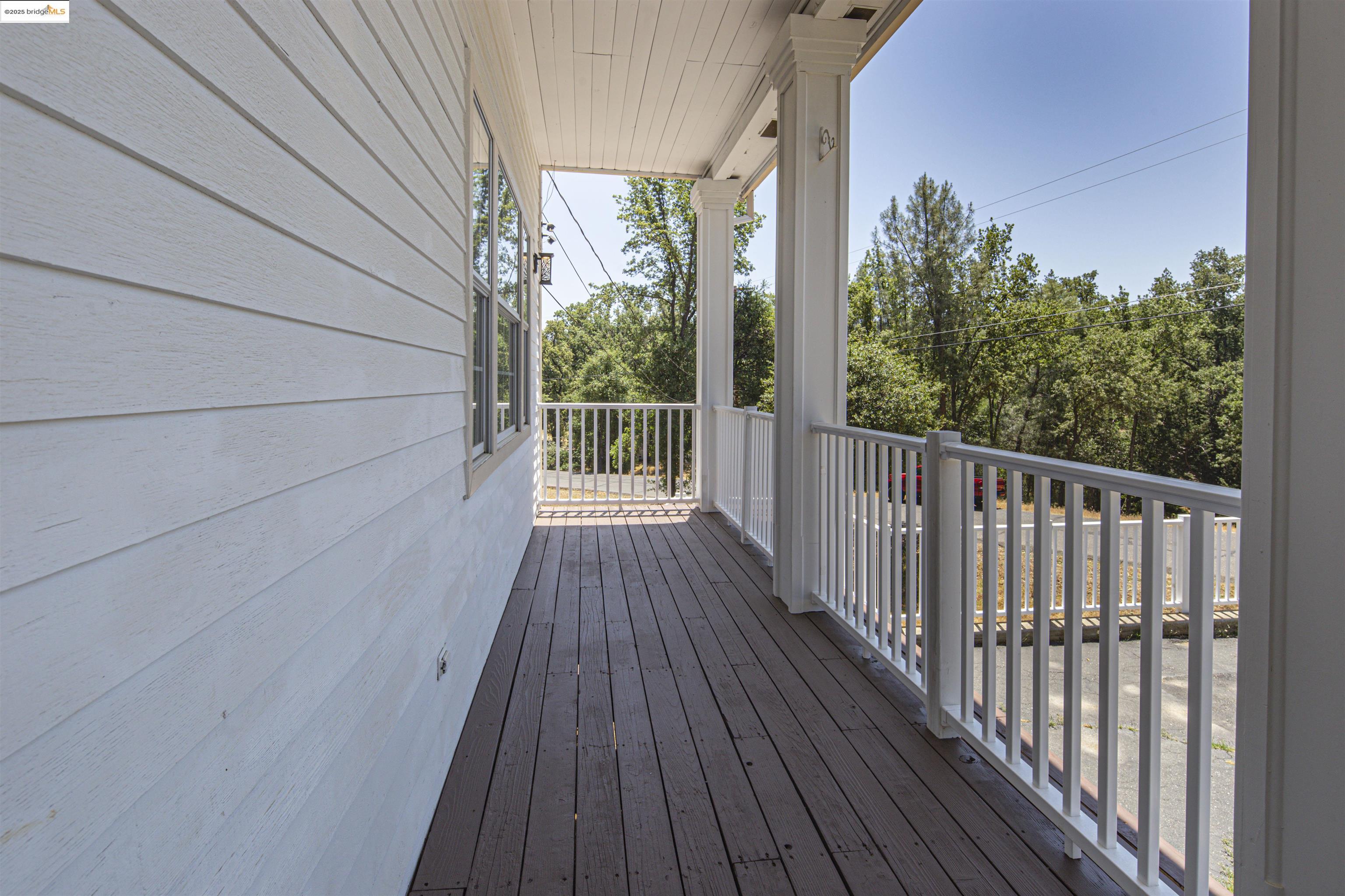 Detail Gallery Image 6 of 60 For 20720 Longview St, Groveland,  CA 95321 - 4 Beds | 3/1 Baths