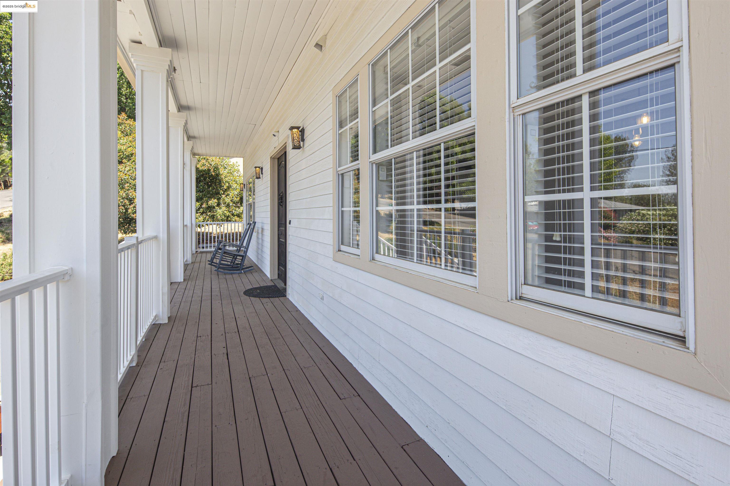 Detail Gallery Image 7 of 60 For 20720 Longview St, Groveland,  CA 95321 - 4 Beds | 3/1 Baths