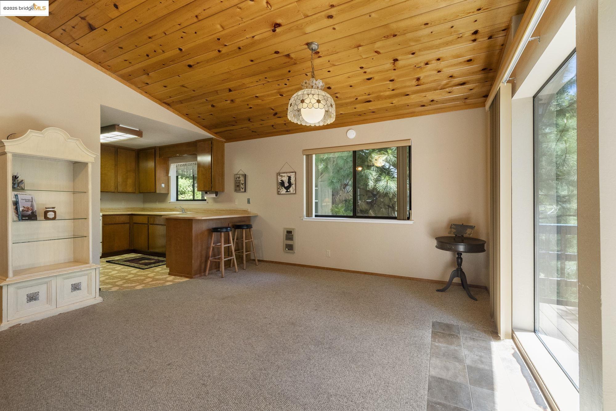 Detail Gallery Image 4 of 41 For 25489 Bambi Ln, Cold Springs,  CA 95335 - 2 Beds | 2/1 Baths