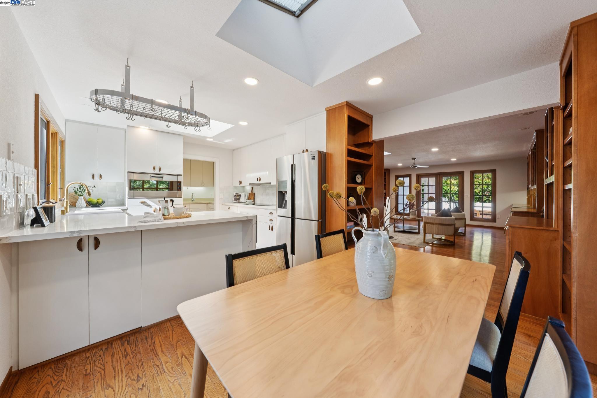 1840 Thornsberry Rd, Sonoma, California 95476, 3 Bedrooms Bedrooms, 4 Rooms Rooms,2 BathroomsBathrooms,Residential,For Sale,1840 Thornsberry Rd,41101485