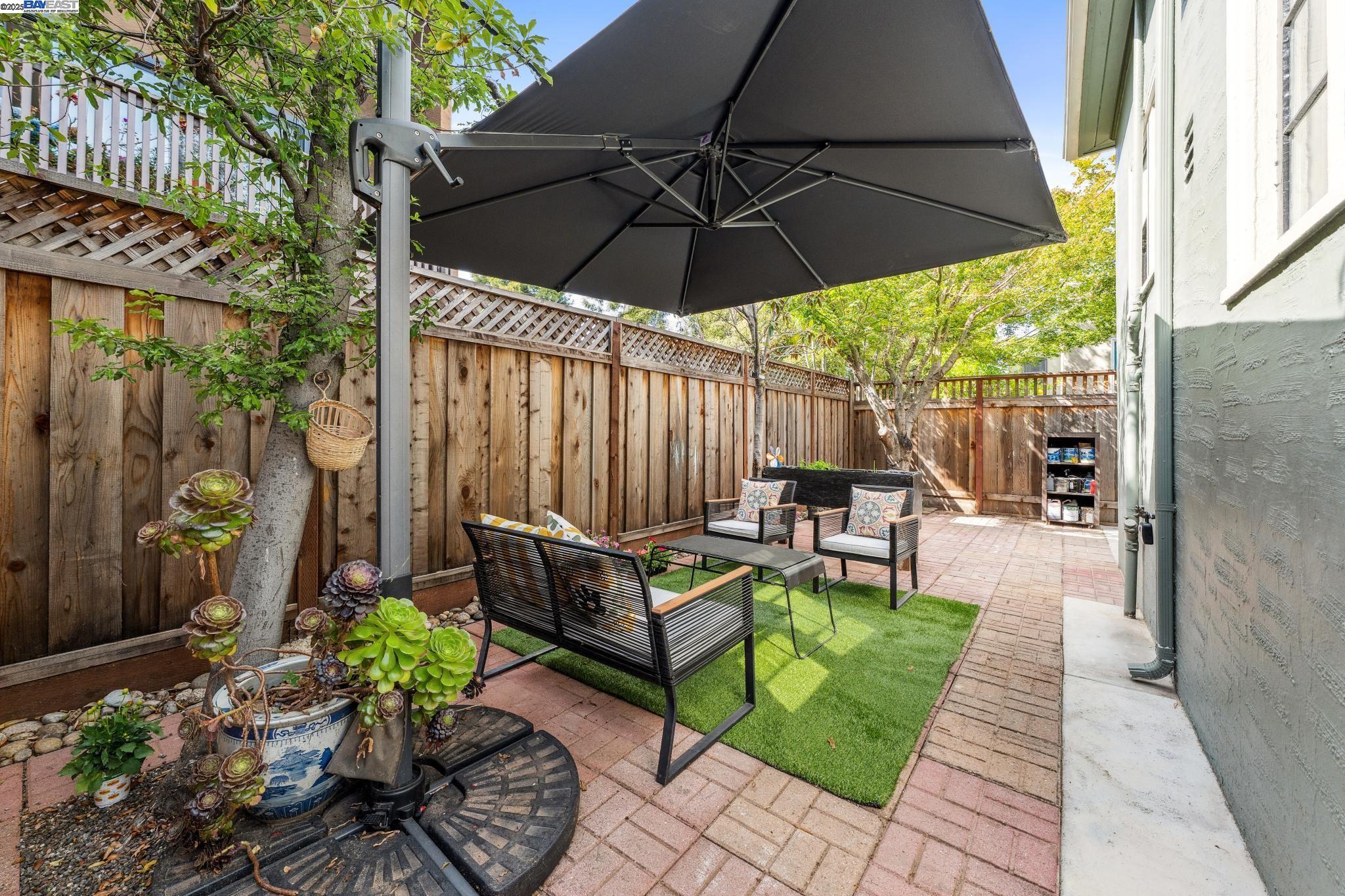 Detail Gallery Image 30 of 35 For 1405 Chestnut St, Alameda,  CA 94501 - 2 Beds | 2 Baths
