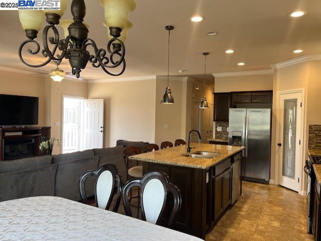 Detail Gallery Image 15 of 45 For 1200 W Winton Ave #203,  Hayward,  CA 94545 - 3 Beds | 2 Baths