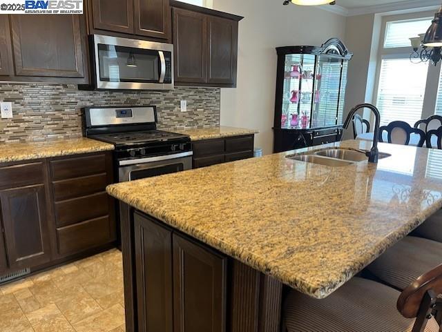 Detail Gallery Image 20 of 45 For 1200 W Winton Ave #203,  Hayward,  CA 94545 - 3 Beds | 2 Baths