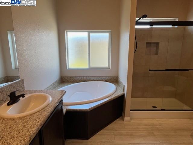 Detail Gallery Image 27 of 45 For 1200 W Winton Ave #203,  Hayward,  CA 94545 - 3 Beds | 2 Baths