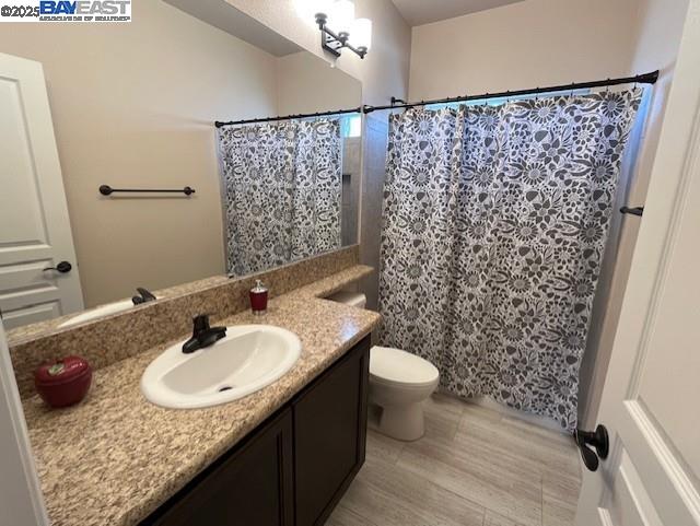 Detail Gallery Image 32 of 45 For 1200 W Winton Ave #203,  Hayward,  CA 94545 - 3 Beds | 2 Baths