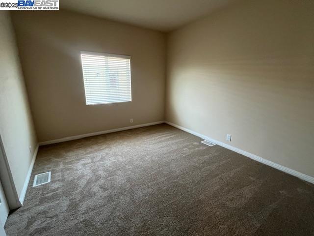 Detail Gallery Image 34 of 45 For 1200 W Winton Ave #203,  Hayward,  CA 94545 - 3 Beds | 2 Baths