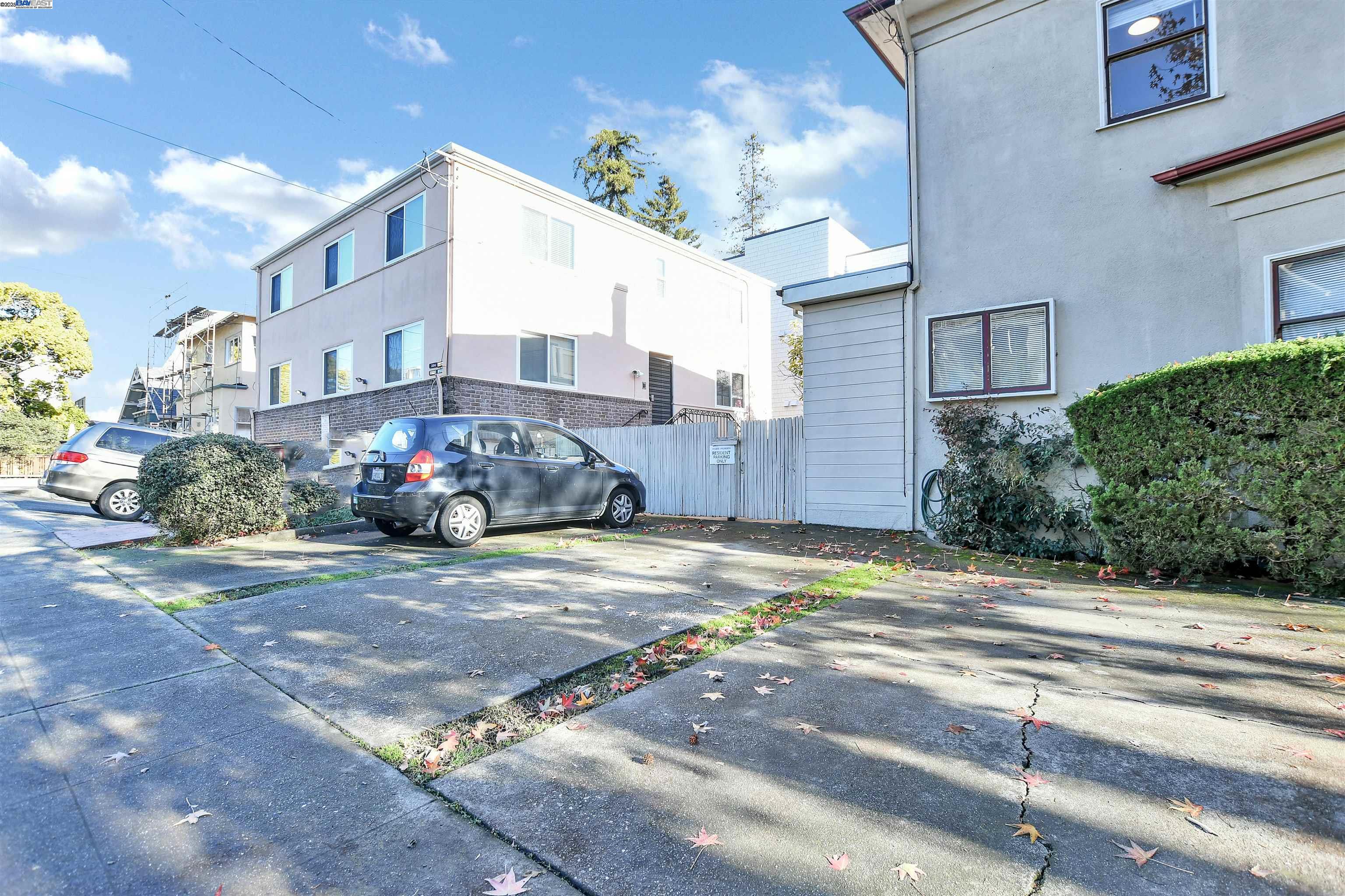 Detail Gallery Image 14 of 17 For 254 Perkins St., Oakland,  CA 94610 - – Beds | – Baths