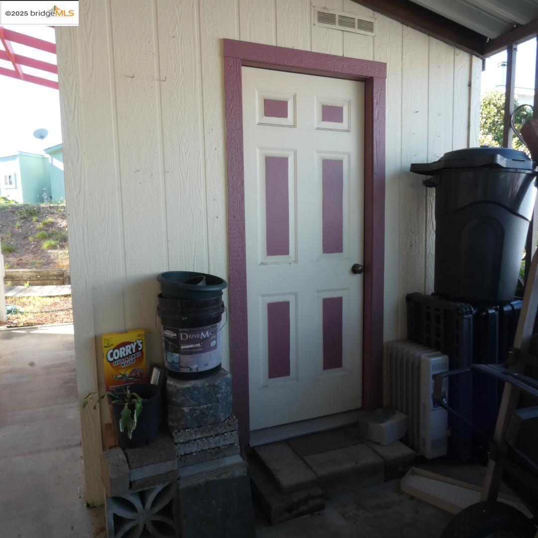 Detail Gallery Image 14 of 31 For 136 Castle Ct, Fortuna,  CA 95540 - 2 Beds | 2 Baths