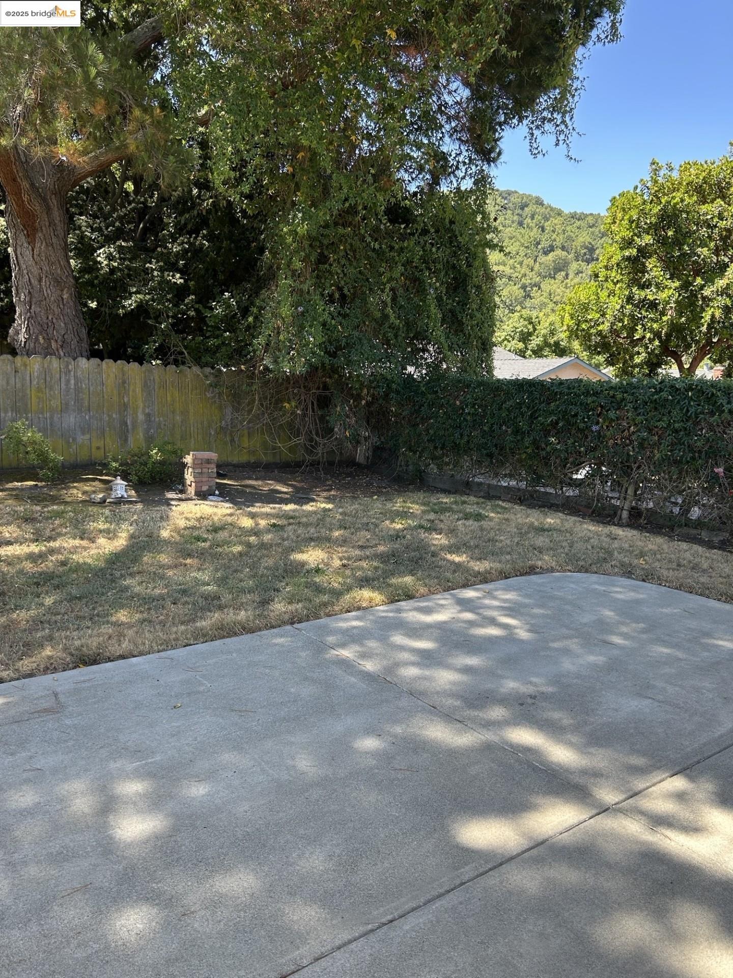 Detail Gallery Image 23 of 27 For 2358 Wright Ave, Pinole,  CA 94564 - 3 Beds | 2 Baths