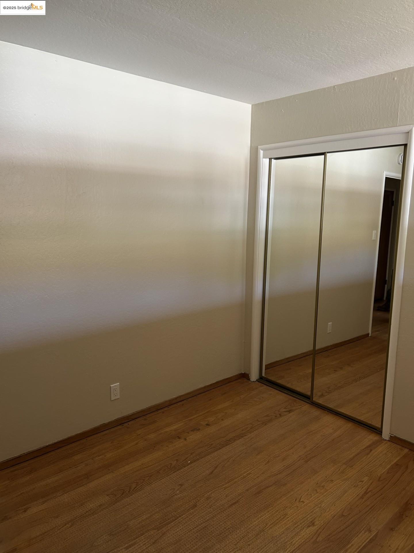 Detail Gallery Image 6 of 27 For 2358 Wright Ave, Pinole,  CA 94564 - 3 Beds | 2 Baths
