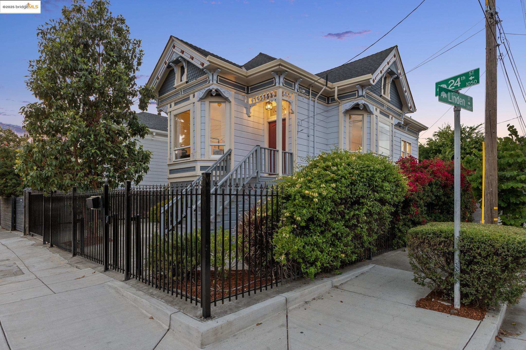 Thumbnail for 1054 24th St, Oakland, CA 94607