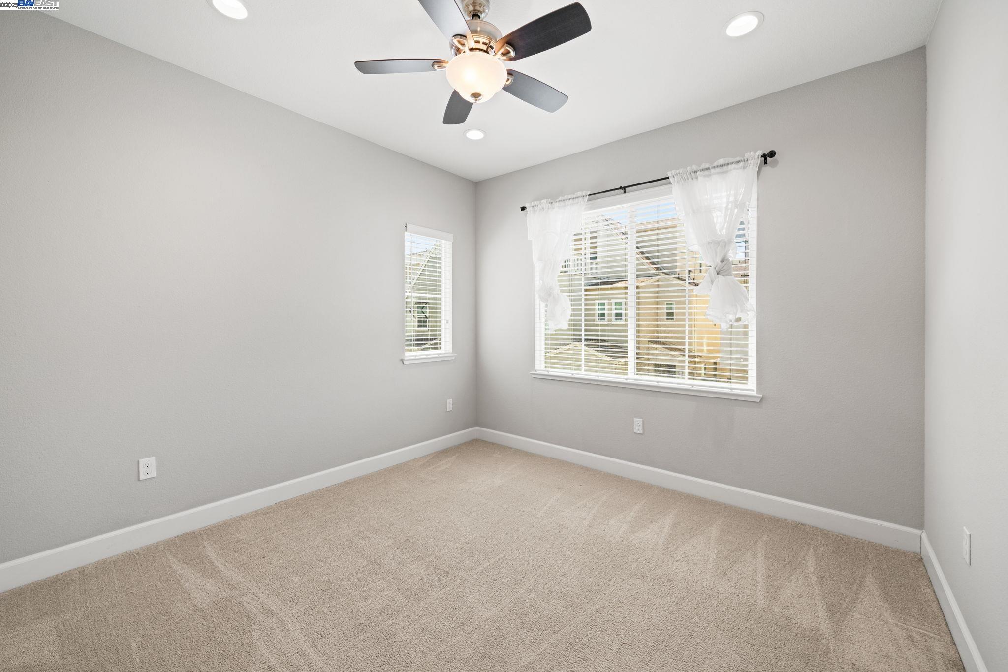 Detail Gallery Image 25 of 48 For 8563 Schooner Way, Newark,  CA 94560 - 4 Beds | 2/1 Baths