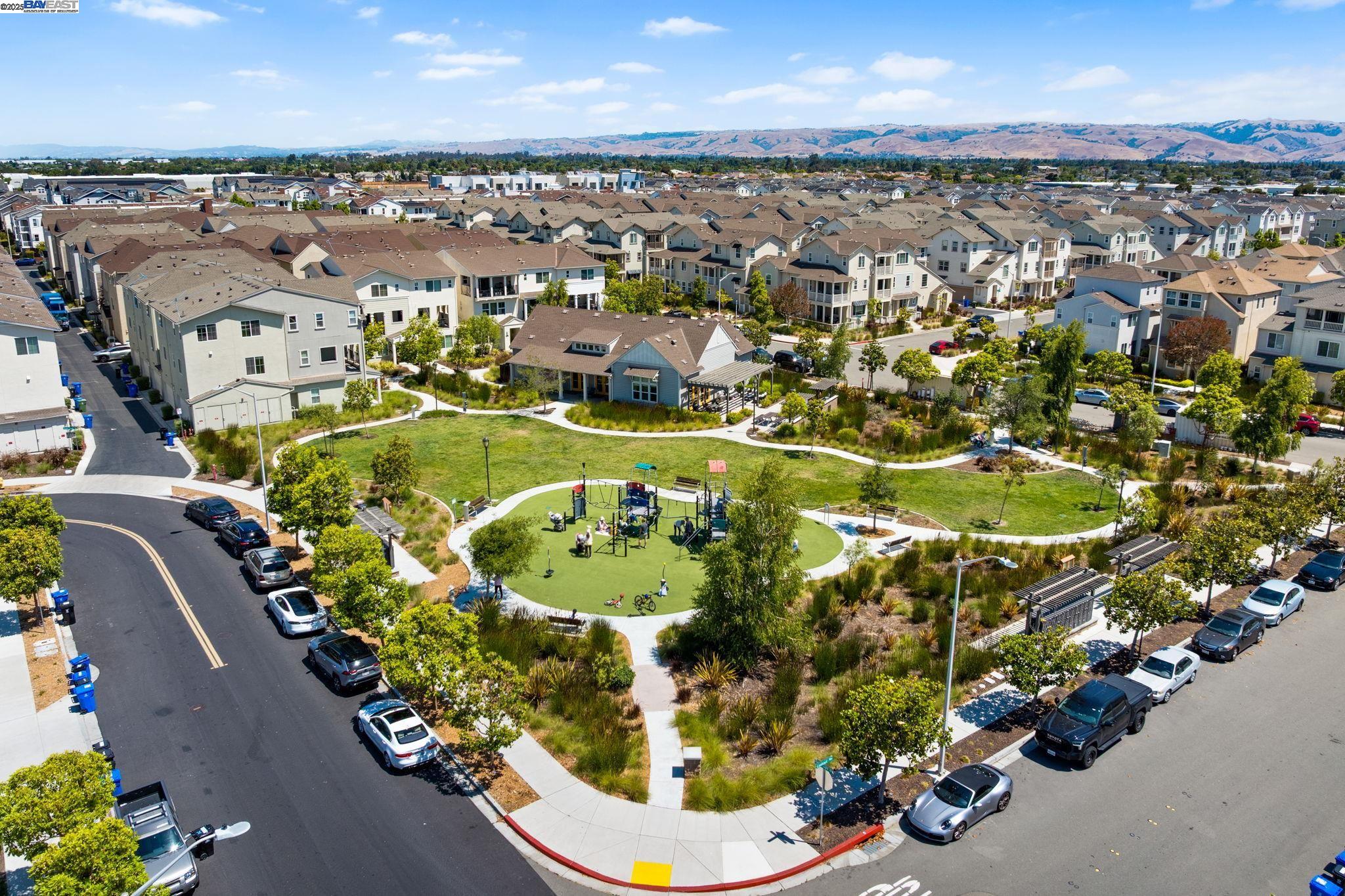 Detail Gallery Image 43 of 48 For 8563 Schooner Way, Newark,  CA 94560 - 4 Beds | 2/1 Baths