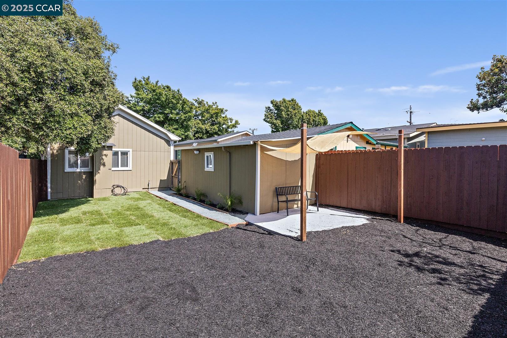Detail Gallery Image 27 of 32 For 1321 Kelsey Street, Richmond,  CA 94801 - 2 Beds | 1 Baths