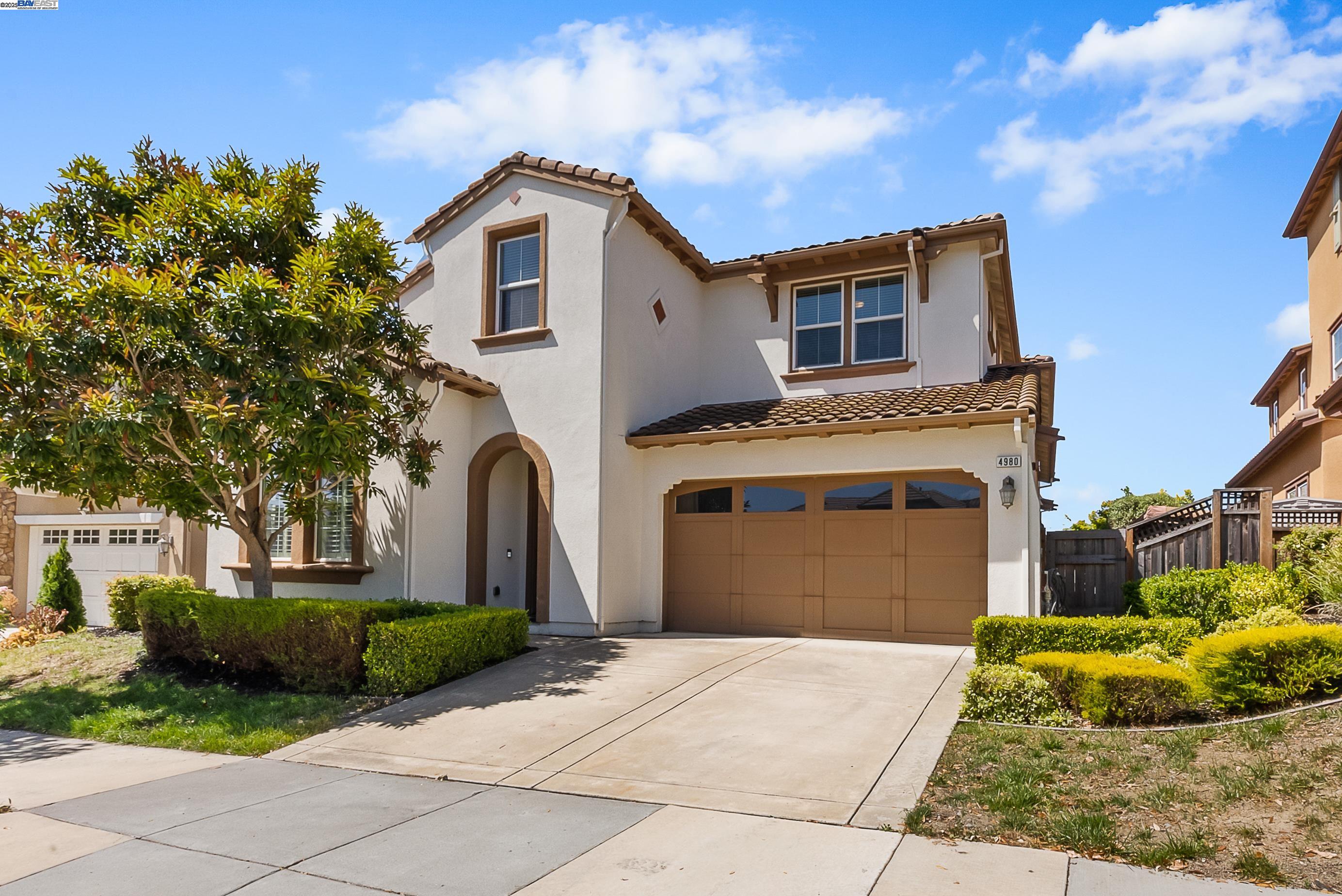 Detail Gallery Image 1 of 1 For 4980 Cerreto St, Dublin,  CA 94568 - 4 Beds | 4 Baths