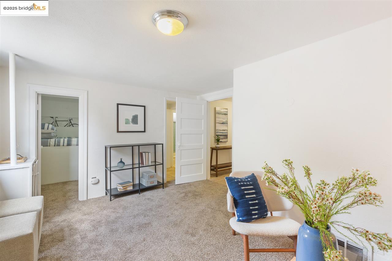 2623 Virginia, Berkeley, California 94709, 4 Bedrooms Bedrooms, 7 Rooms Rooms,2 BathroomsBathrooms,Residential Lease,For Rent,2623 Virginia,41101527