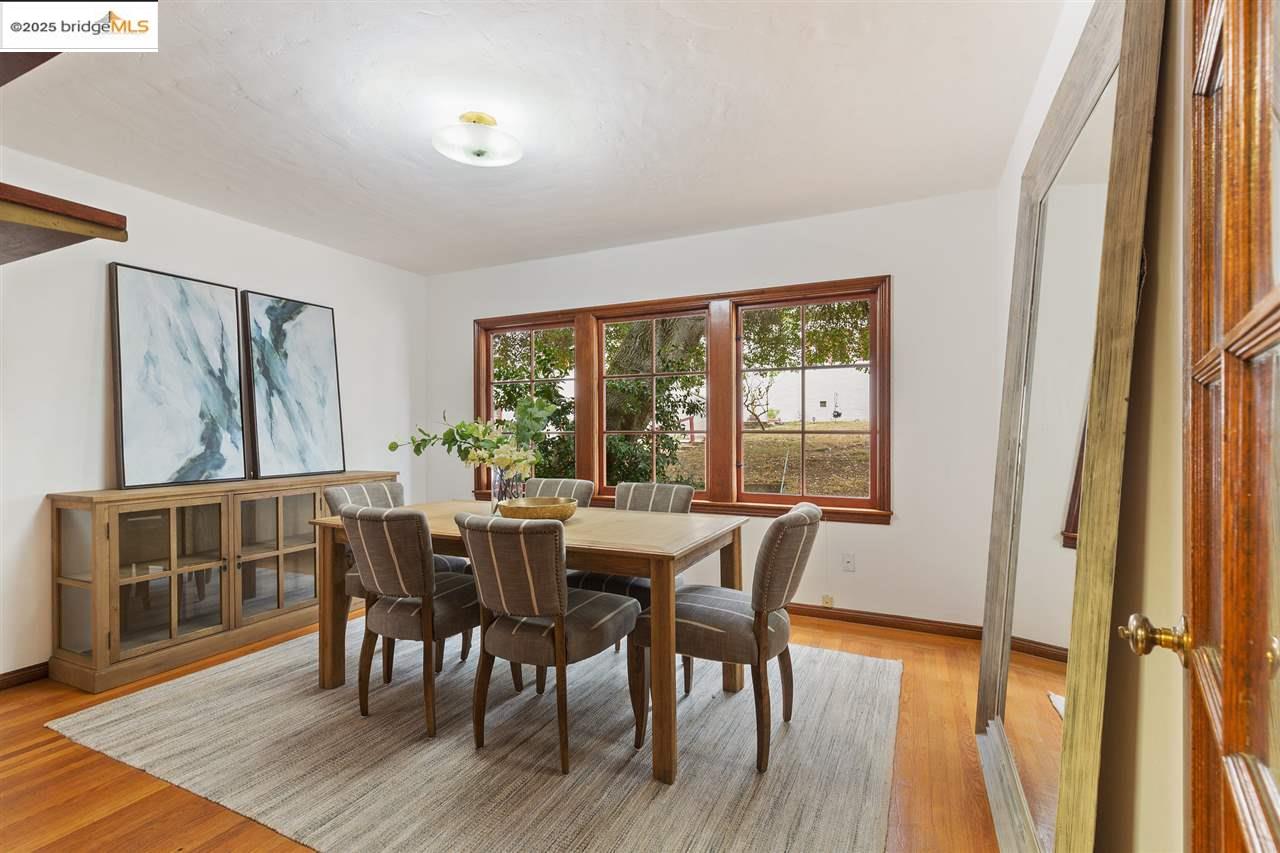 2623 Virginia, Berkeley, California 94709, 4 Bedrooms Bedrooms, 7 Rooms Rooms,2 BathroomsBathrooms,Residential Lease,For Rent,2623 Virginia,41101527