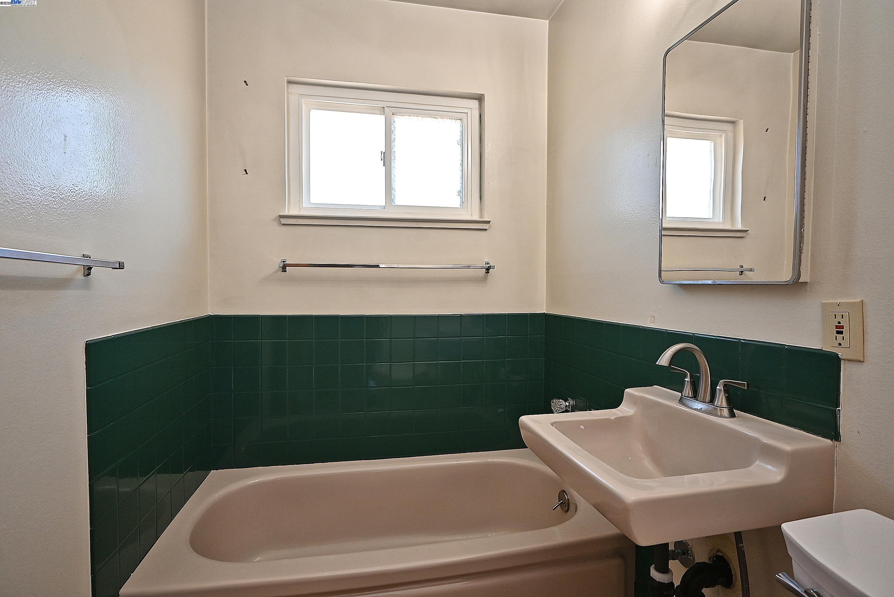 Detail Gallery Image 17 of 47 For 36112 San Pedro Dr., Fremont,  CA 94536 - 3 Beds | 2 Baths