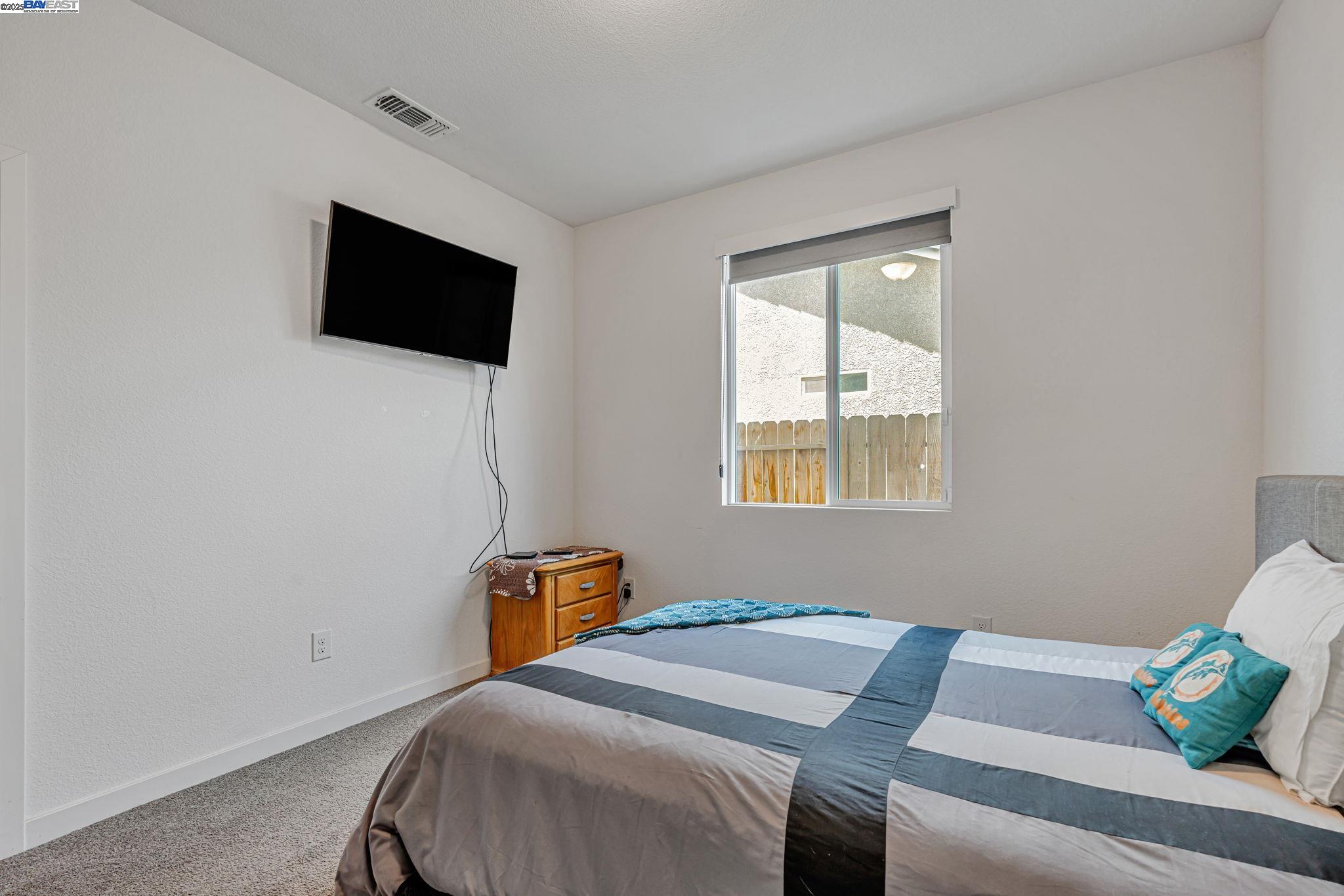 Detail Gallery Image 19 of 44 For 1893 Summit Dr, Los Banos,  CA 93635 - 6 Beds | 3 Baths