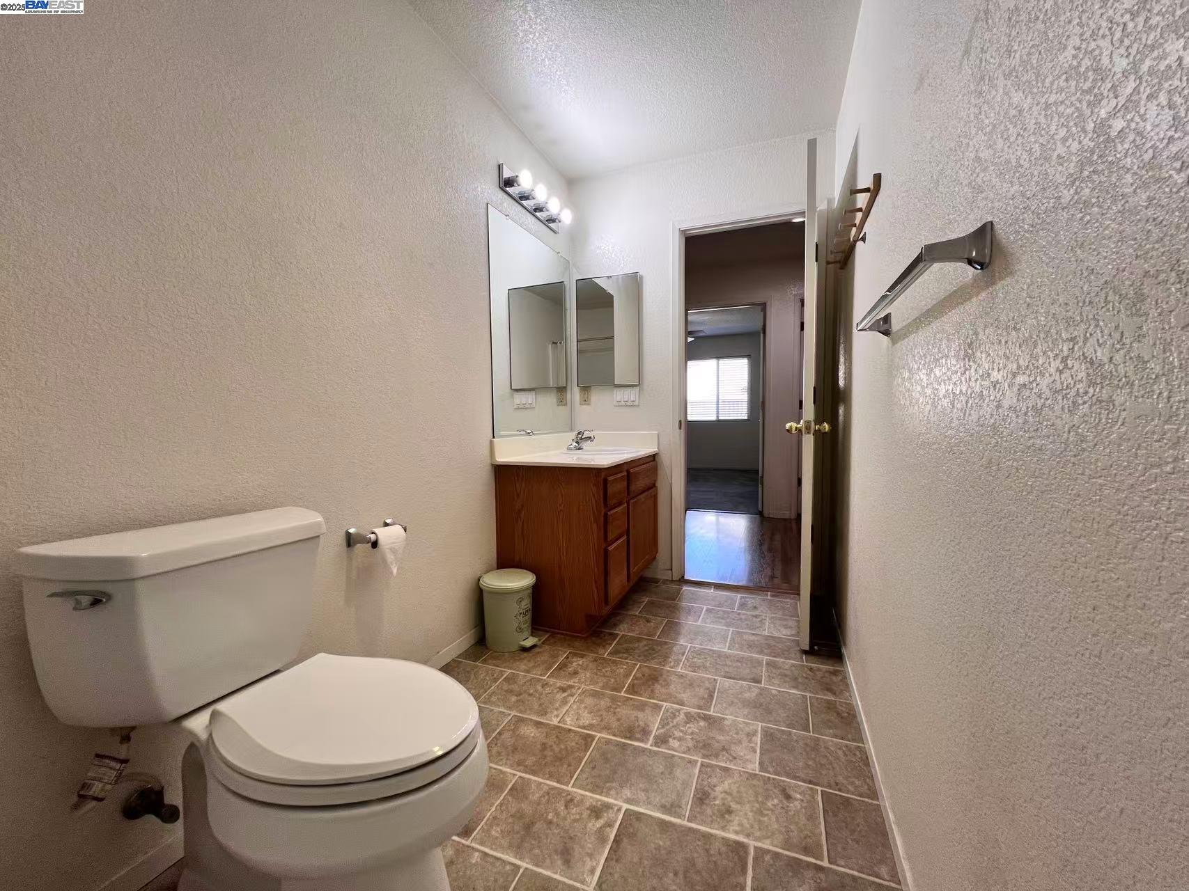 Detail Gallery Image 14 of 21 For 10009 Copco Ln, Stockton,  CA 95219 - 3 Beds | 2 Baths