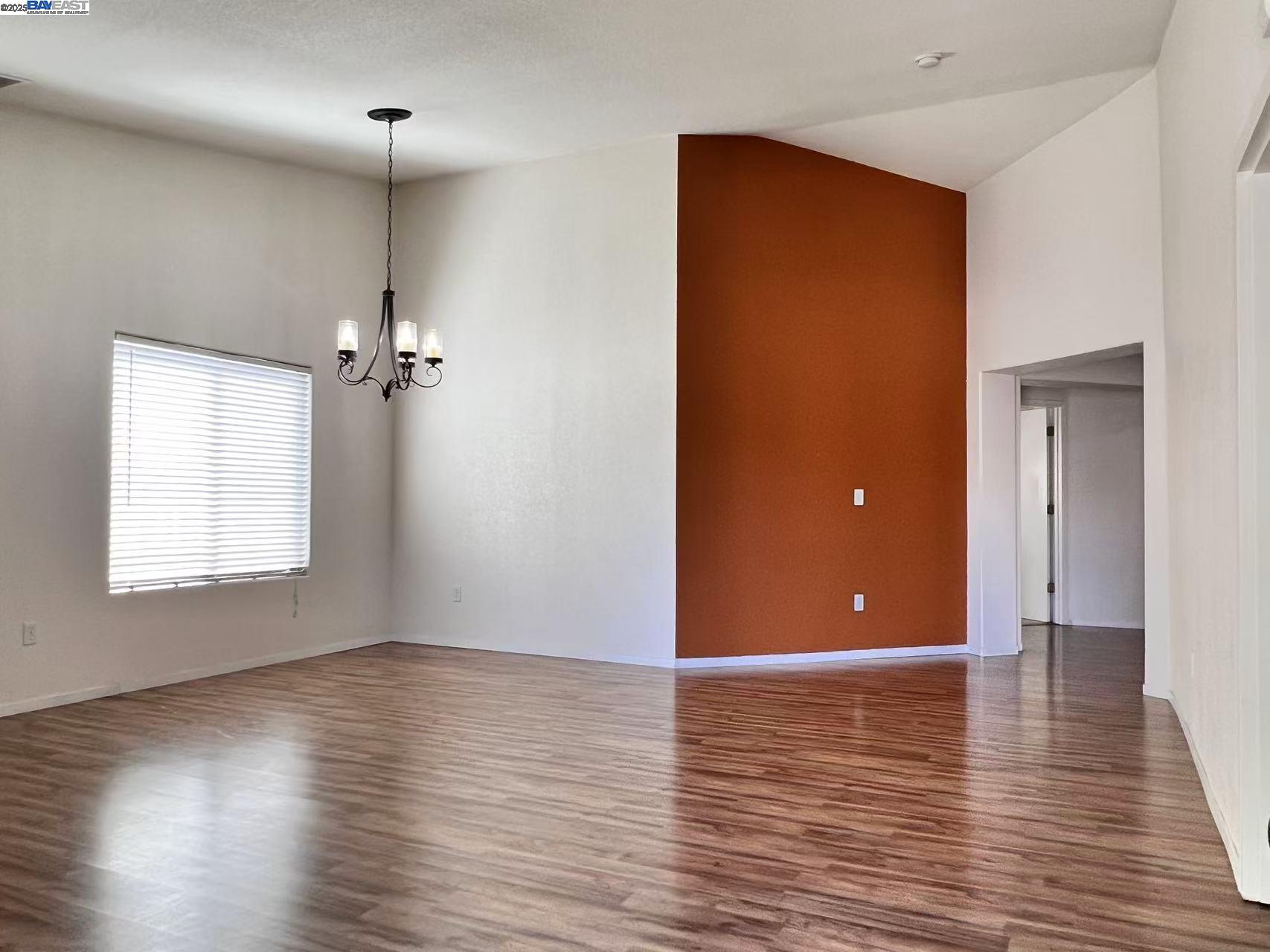 Detail Gallery Image 15 of 21 For 10009 Copco Ln, Stockton,  CA 95219 - 3 Beds | 2 Baths