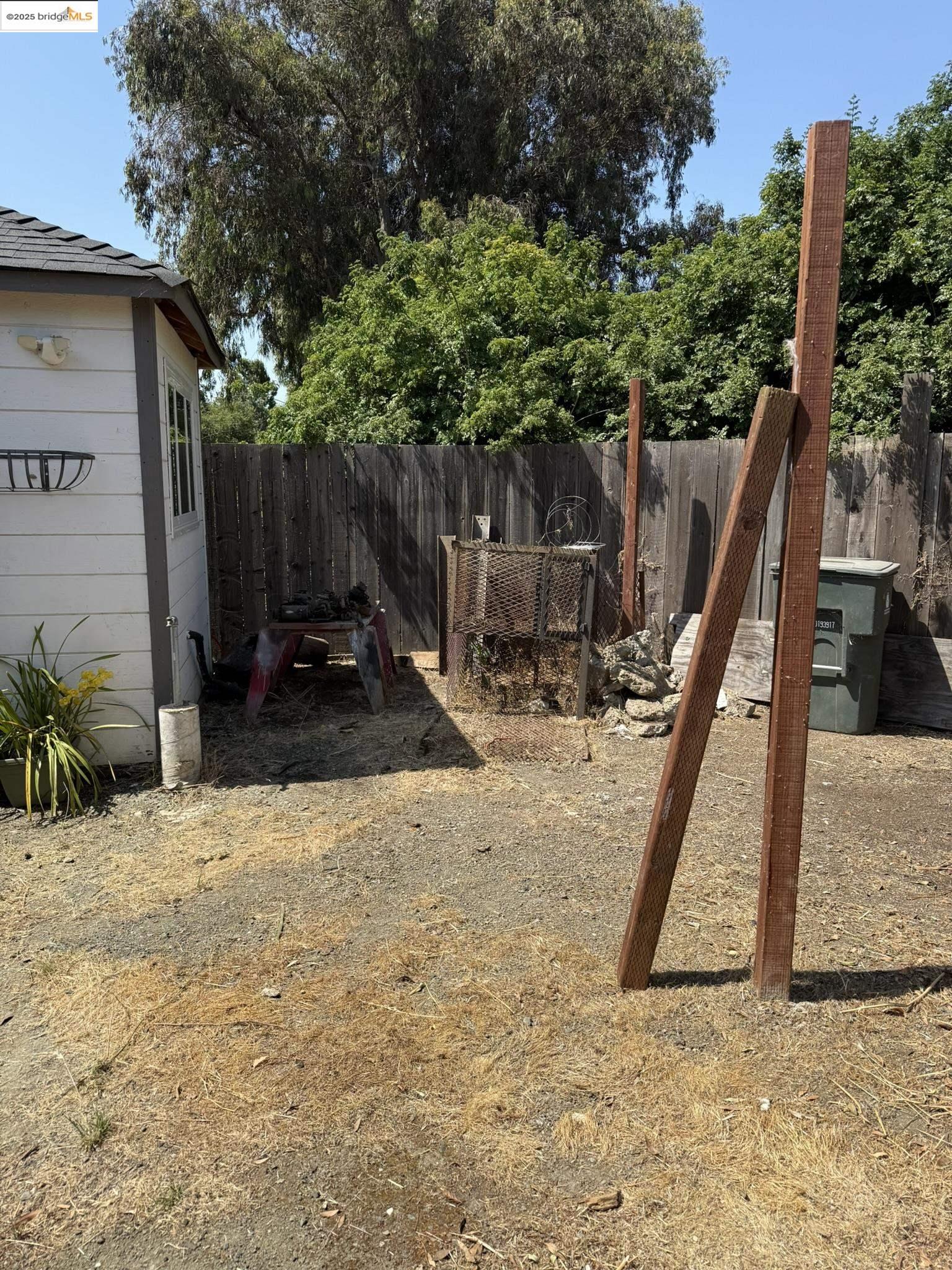 Detail Gallery Image 18 of 26 For 11176 Canon Vista Ave, San Jose,  CA 95127 - 3 Beds | 1 Baths