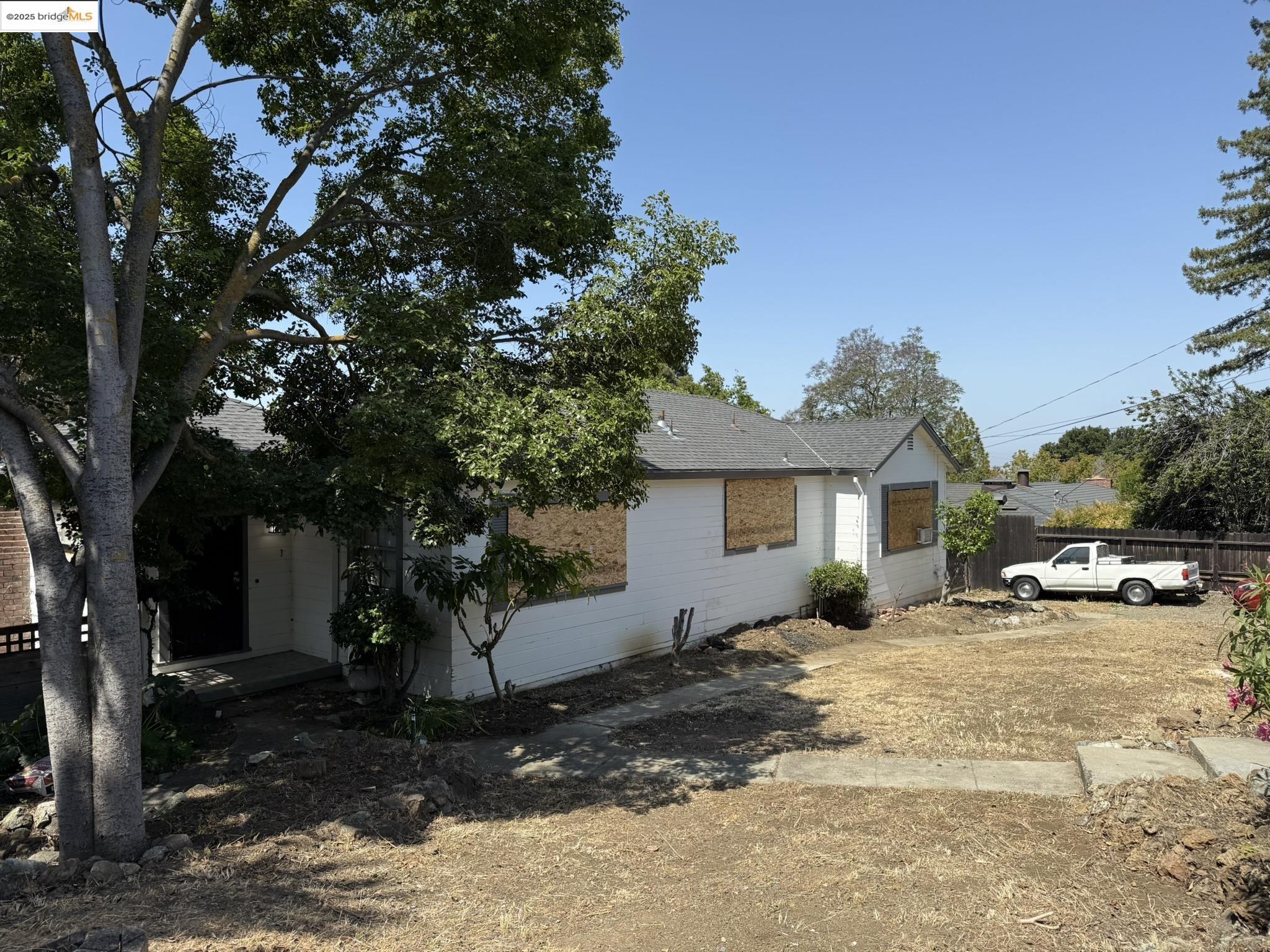 Detail Gallery Image 7 of 26 For 11176 Canon Vista Ave, San Jose,  CA 95127 - 3 Beds | 1 Baths