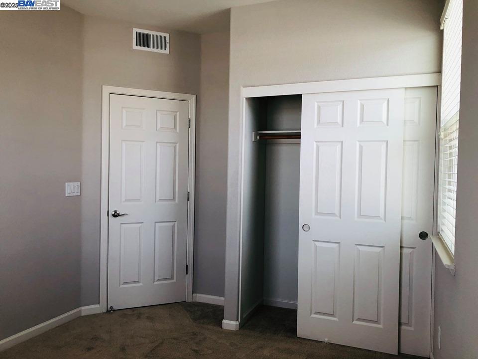 4740 Norris Canyon Rd # 201, San Ramon, California 94583, 3 Bedrooms Bedrooms, 5 Rooms Rooms,2 BathroomsBathrooms,Residential Lease,For Rent,4740 Norris Canyon Rd # 201,41101554