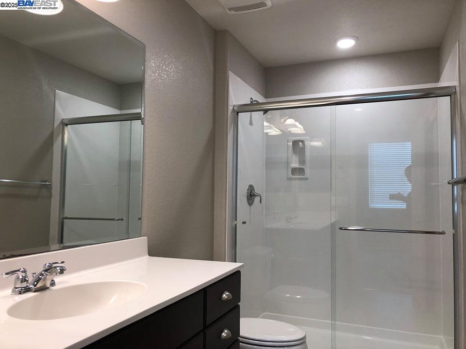 4740 Norris Canyon Rd # 201, San Ramon, California 94583, 3 Bedrooms Bedrooms, 5 Rooms Rooms,2 BathroomsBathrooms,Residential Lease,For Rent,4740 Norris Canyon Rd # 201,41101554
