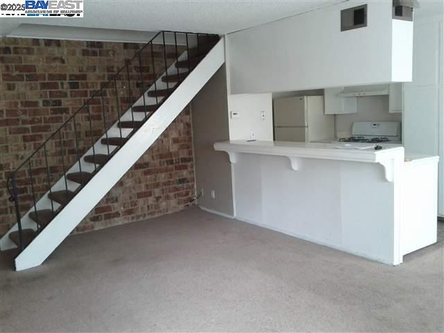 2110 Arroyo Ct # 3, Pleasanton, California 94588, 2 Bedrooms Bedrooms, ,1 BathroomBathrooms,Residential Lease,For Rent,2110 Arroyo Ct # 3,41101559