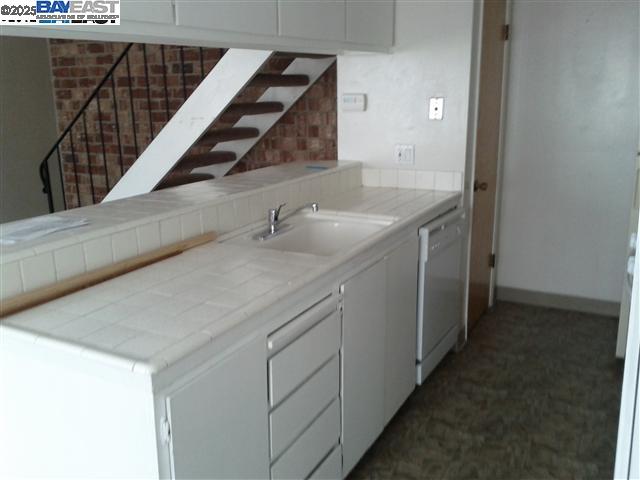 2110 Arroyo Ct # 3, Pleasanton, California 94588, 2 Bedrooms Bedrooms, ,1 BathroomBathrooms,Residential Lease,For Rent,2110 Arroyo Ct # 3,41101559