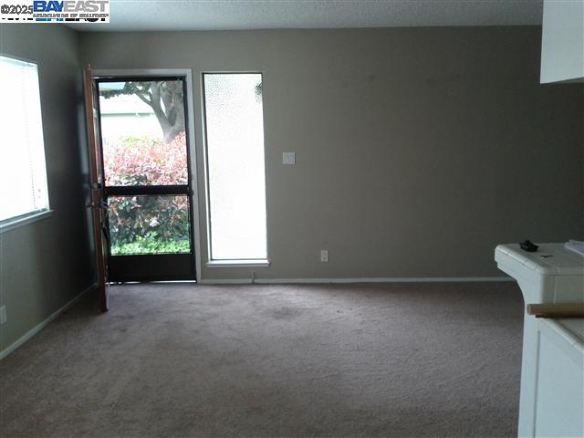 2110 Arroyo Ct # 3, Pleasanton, California 94588, 2 Bedrooms Bedrooms, ,1 BathroomBathrooms,Residential Lease,For Rent,2110 Arroyo Ct # 3,41101559