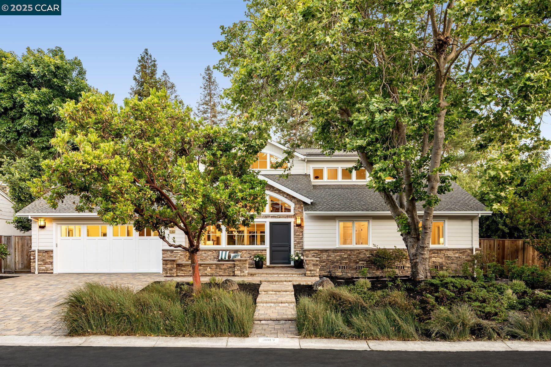 Front Image Thumbnail for CC41101562