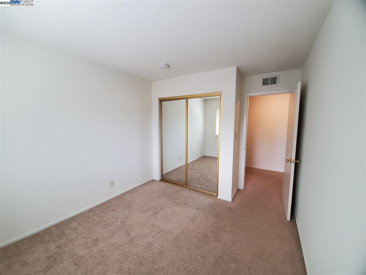 2255 Segundo Ct # 4, Pleasanton, California 94588, 2 Bedrooms Bedrooms, ,1 BathroomBathrooms,Residential Lease,For Rent,2255 Segundo Ct # 4,41101563