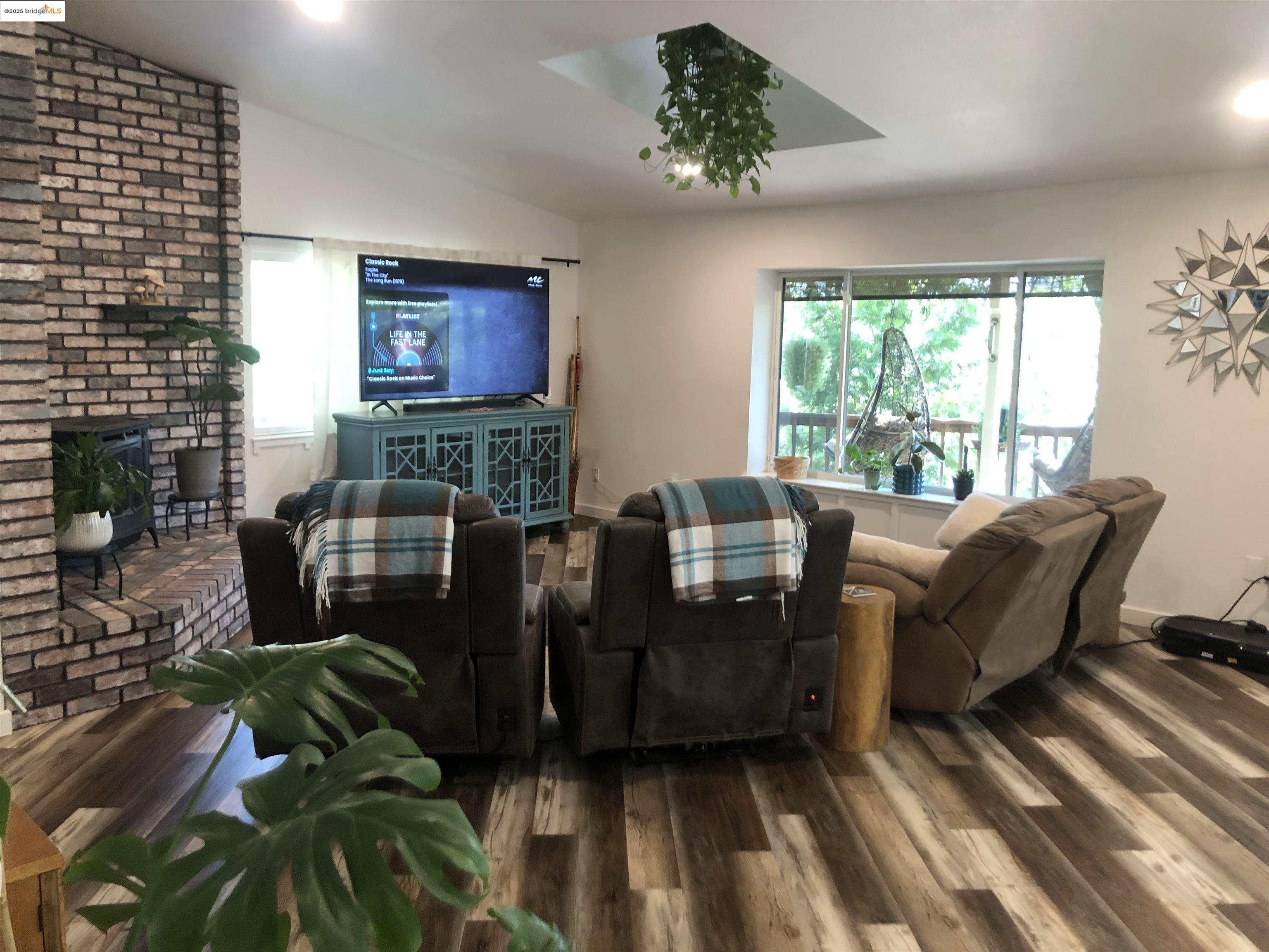 Detail Gallery Image 19 of 36 For 19080 Tiffeni Dr., Twain Harte,  CA 95383 - 3 Beds | 2 Baths