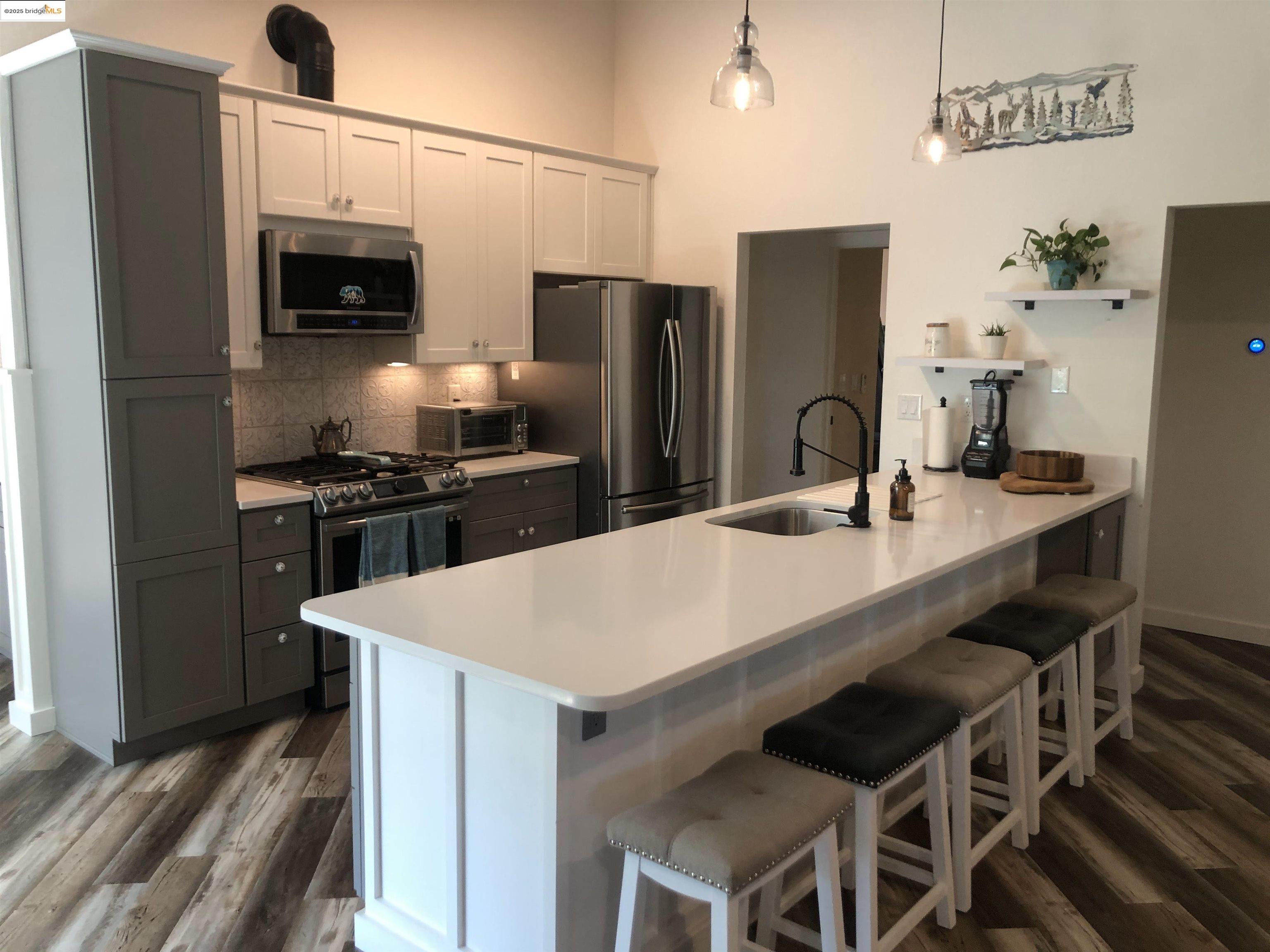 Detail Gallery Image 8 of 36 For 19080 Tiffeni Dr., Twain Harte,  CA 95383 - 3 Beds | 2 Baths