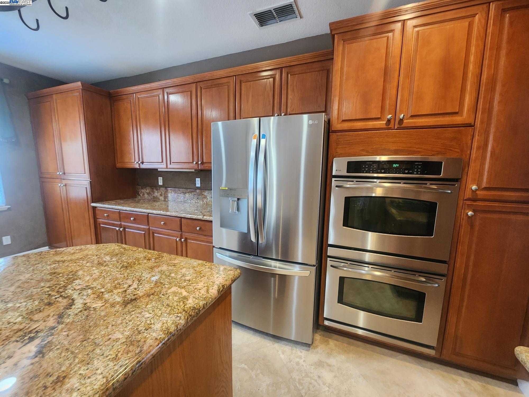 1428 Legend Ln, Brentwood, California 94513, 5 Bedrooms Bedrooms, 11 Rooms Rooms,3 BathroomsBathrooms,Residential Lease,For Rent,1428 Legend Ln,41101567
