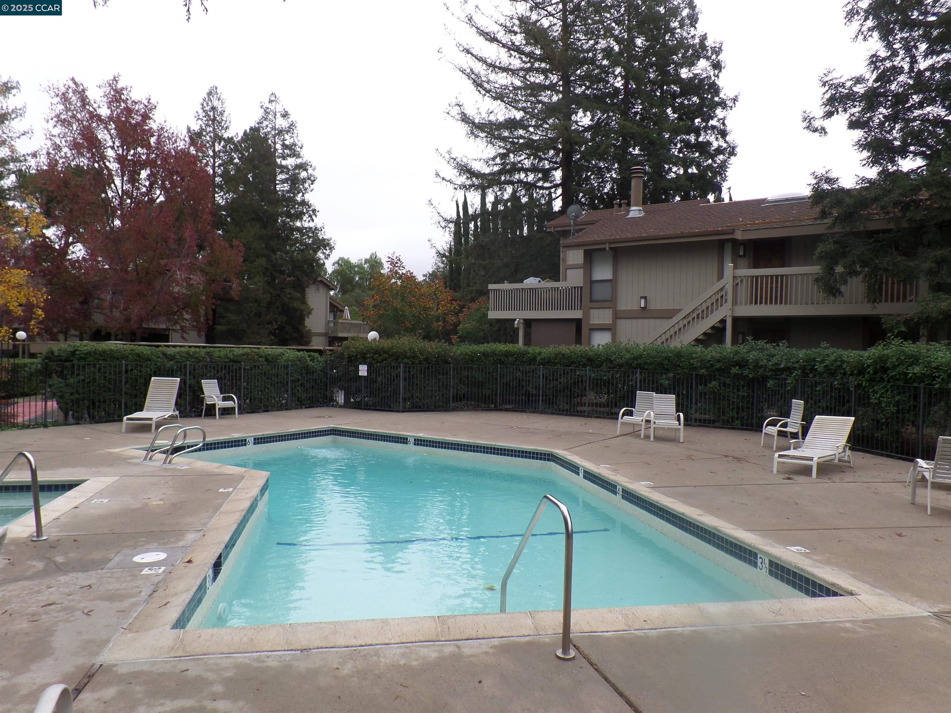 1544 Bailey rd # 6, Concord, California 94521, 2 Bedrooms Bedrooms, 5 Rooms Rooms,2 BathroomsBathrooms,Residential Lease,For Rent,1544 Bailey rd # 6,41101568