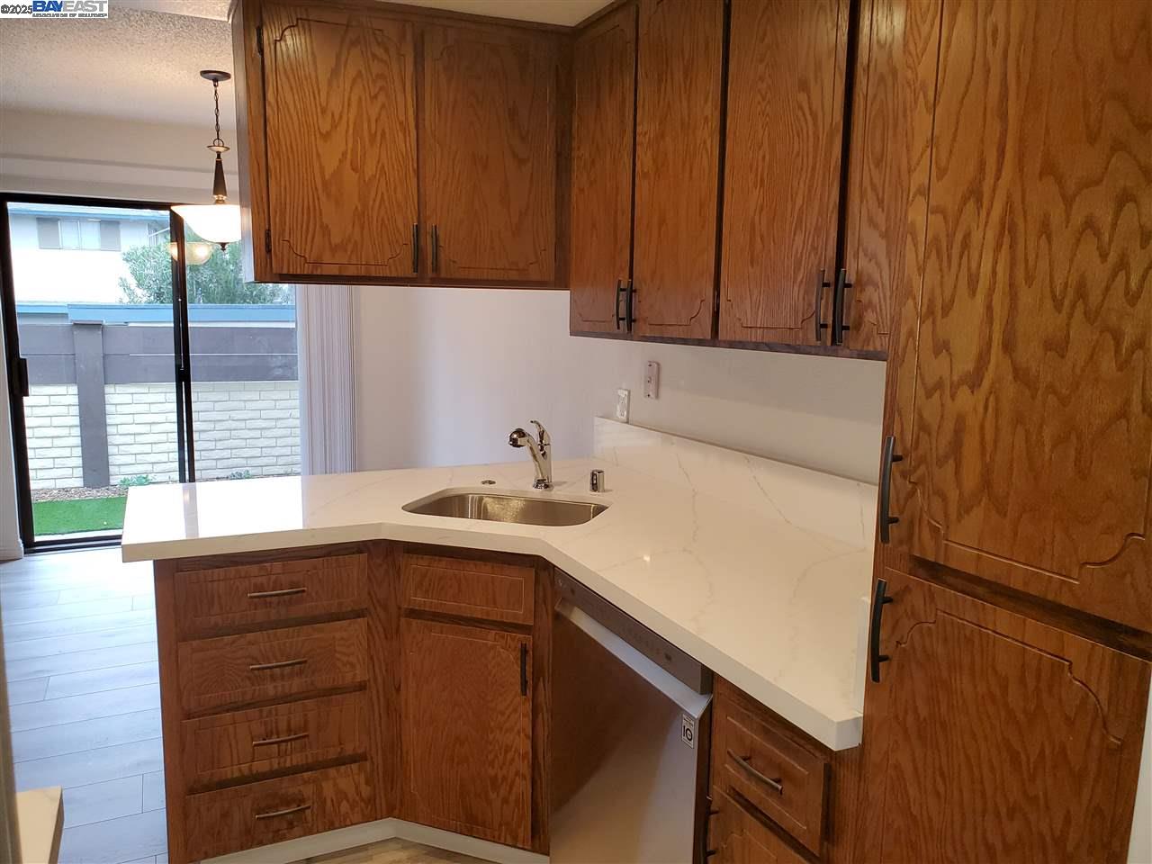 441 Puerto Pl, Hayward, California 94541, 2 Bedrooms Bedrooms, 5 Rooms Rooms,2 BathroomsBathrooms,Residential Lease,For Rent,441 Puerto Pl,41101569