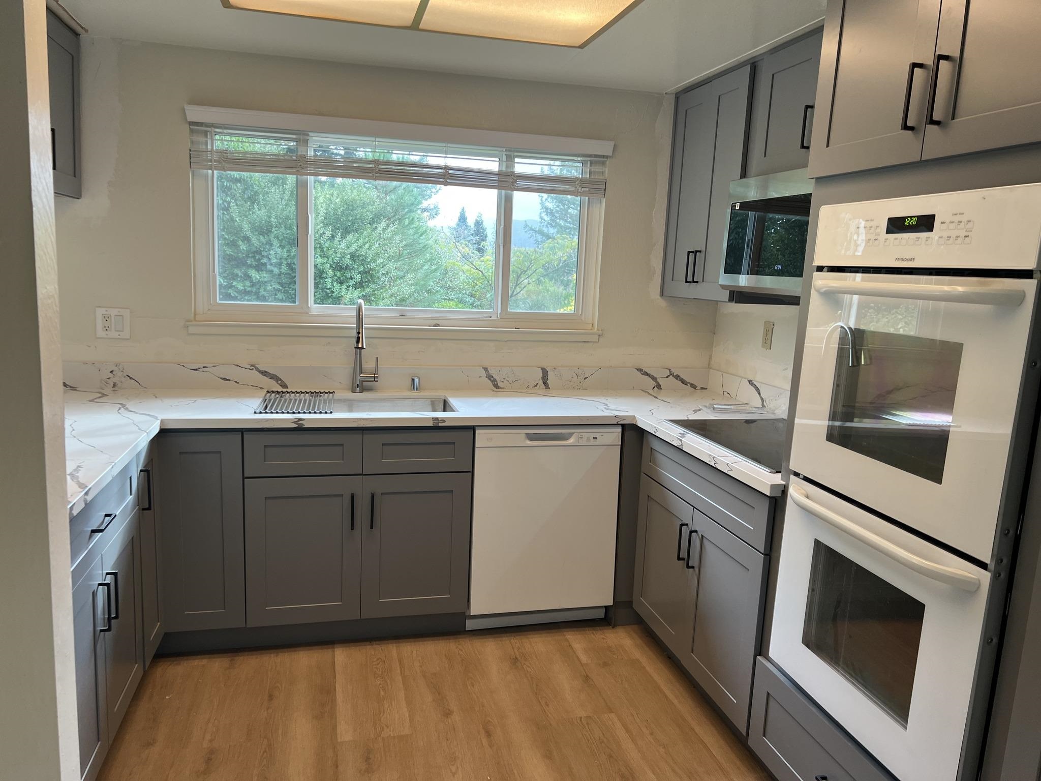 Detail Gallery Image 6 of 30 For Century Way, Danville,  CA 94526-5336 - 6 Beds | 3 Baths