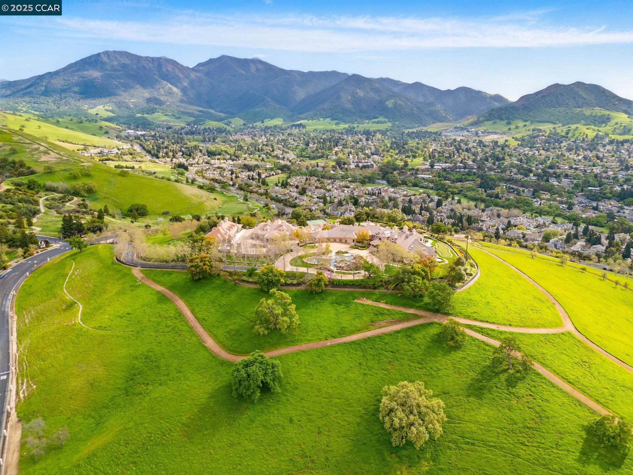 Detail Gallery Image 32 of 34 For 1923 Eagle Peak Ave, Clayton,  CA 94517 - 2 Beds | 2/1 Baths