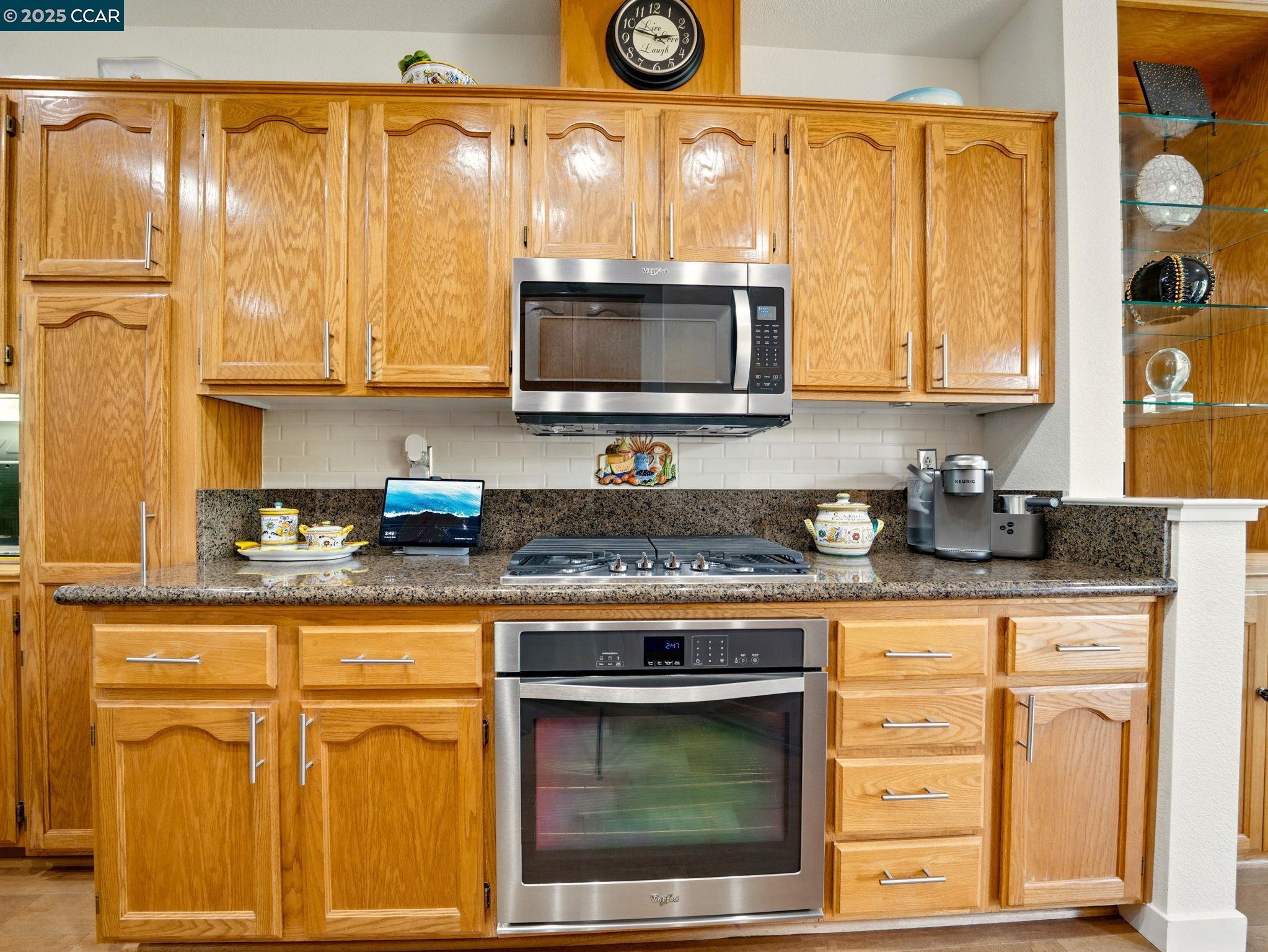 Detail Gallery Image 7 of 34 For 1923 Eagle Peak Ave, Clayton,  CA 94517 - 2 Beds | 2/1 Baths
