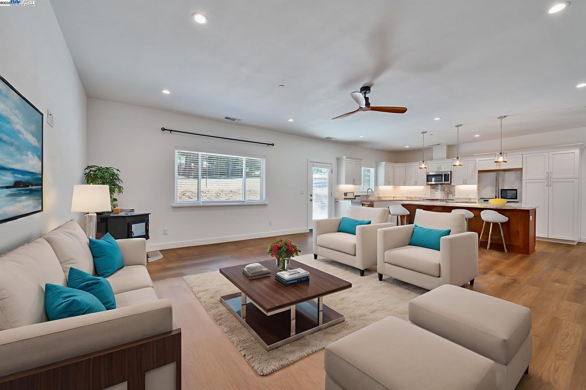 Detail Gallery Image 5 of 29 For 5579 Glen Dr, Foresthill,  CA 95631 - 3 Beds | 2 Baths