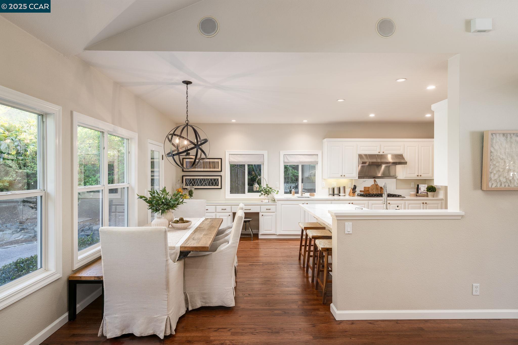 Detail Gallery Image 11 of 52 For 108 Shadewell Dr, Danville,  CA 94506 - 4 Beds | 3/1 Baths