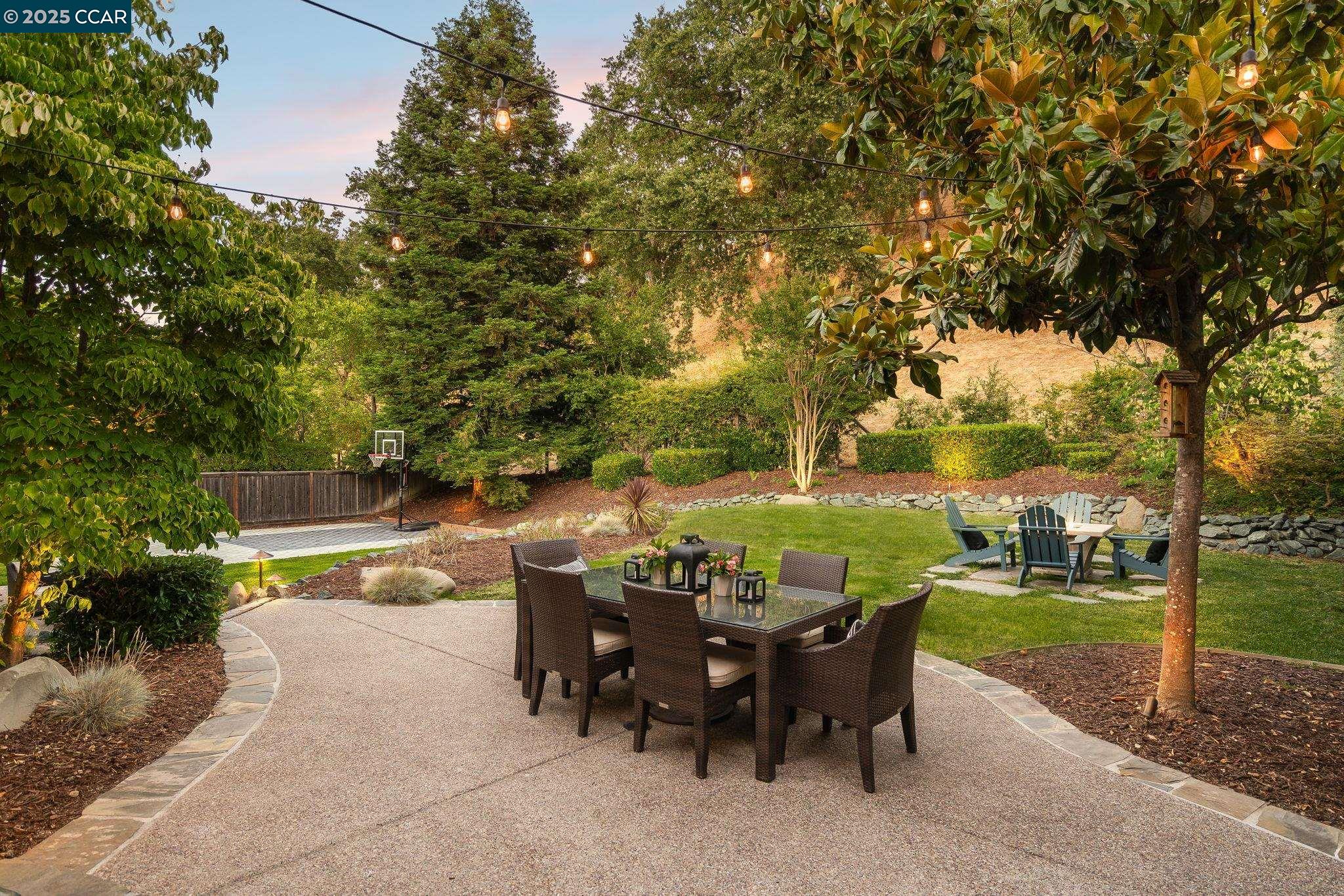 Detail Gallery Image 34 of 52 For 108 Shadewell Dr, Danville,  CA 94506 - 4 Beds | 3/1 Baths