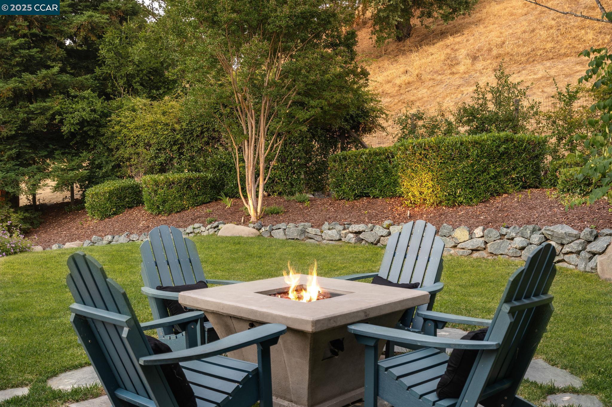 Detail Gallery Image 36 of 52 For 108 Shadewell Dr, Danville,  CA 94506 - 4 Beds | 3/1 Baths
