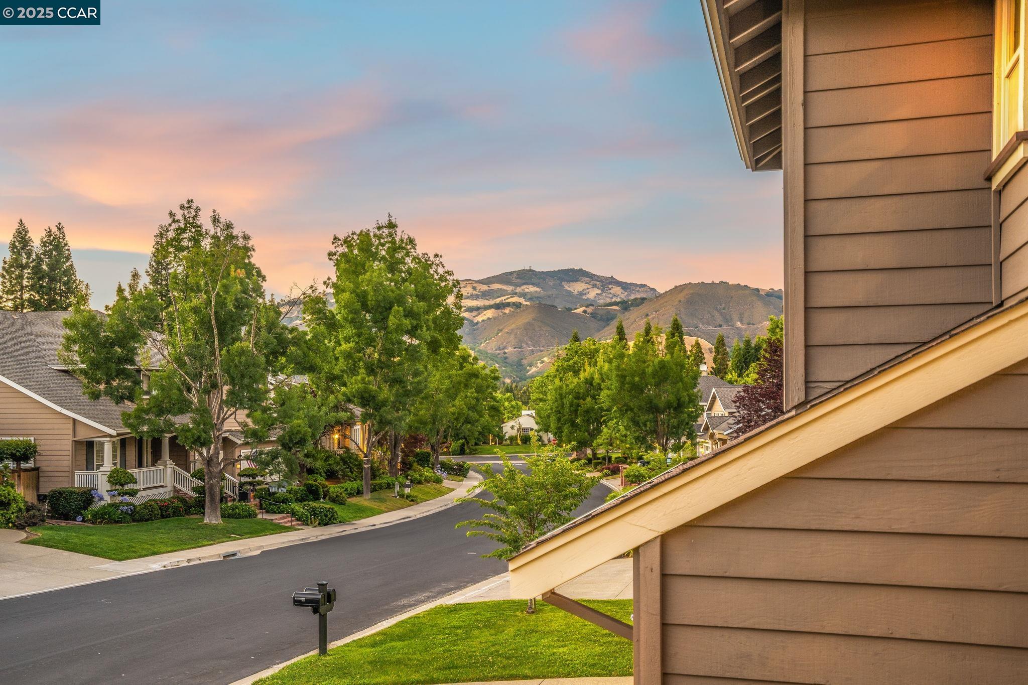 Detail Gallery Image 46 of 52 For 108 Shadewell Dr, Danville,  CA 94506 - 4 Beds | 3/1 Baths