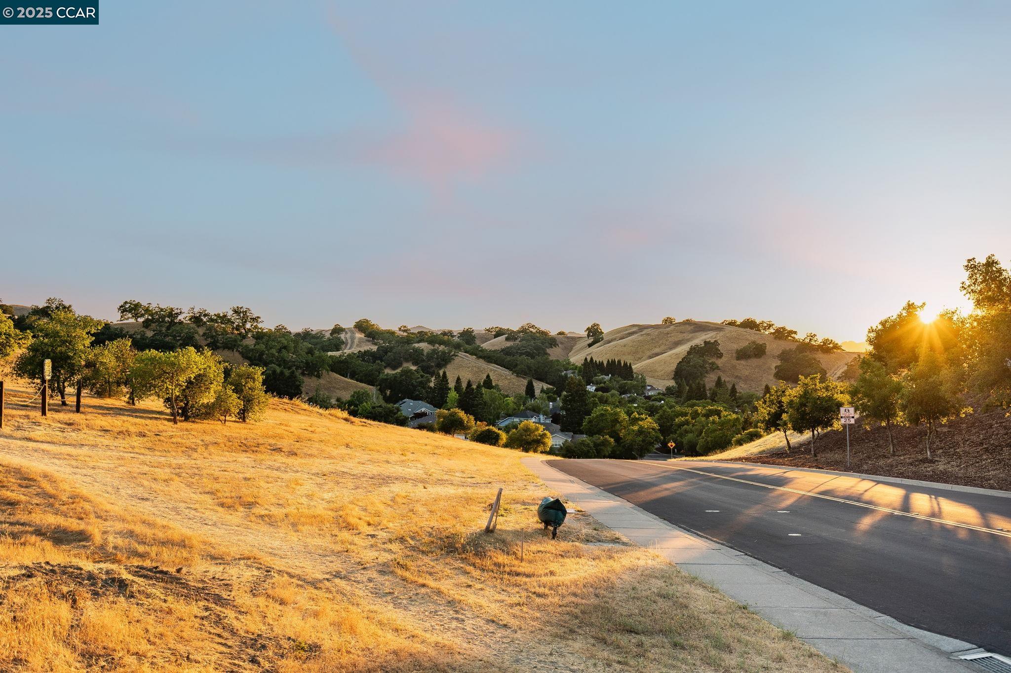 Detail Gallery Image 50 of 52 For 108 Shadewell Dr, Danville,  CA 94506 - 4 Beds | 3/1 Baths