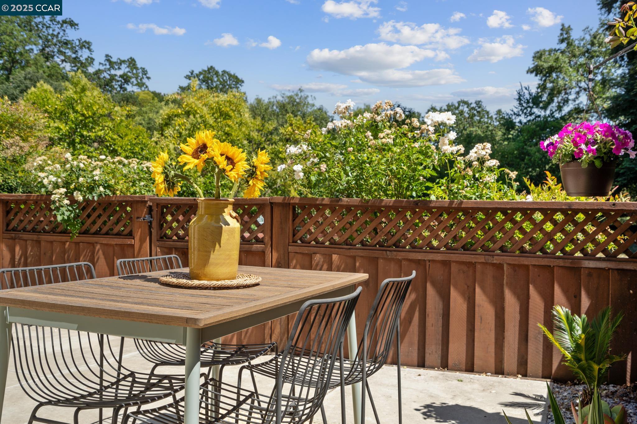 Photo #2: 41101586 Listing 