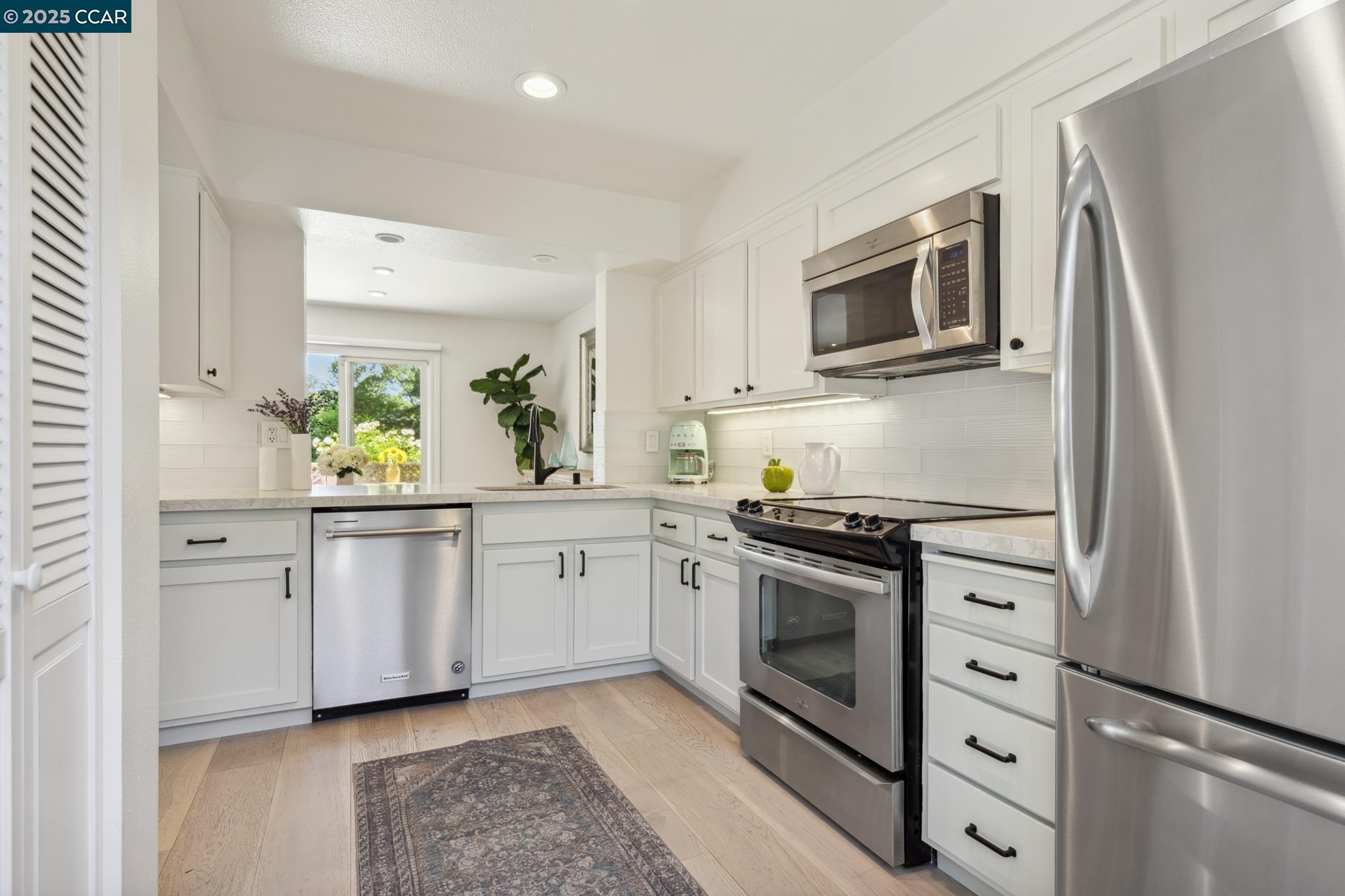 Photo #20: 41101586 Listing: Photo #20